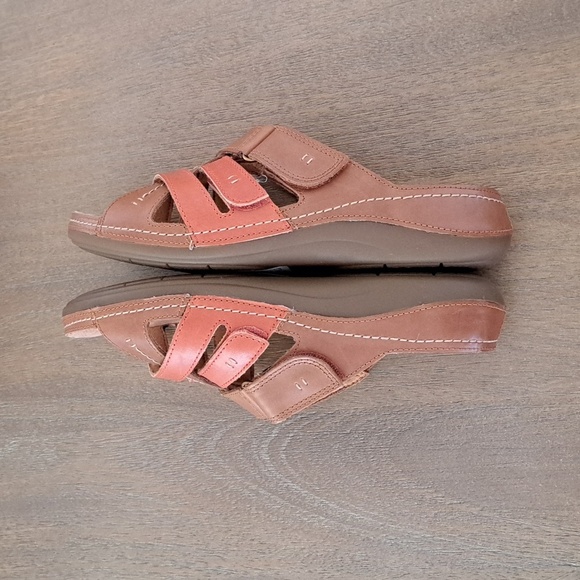 Clarks Artisan Cecily Slide - Color: Tan Combination - Size: 7.5 W - Picture 7 of 9